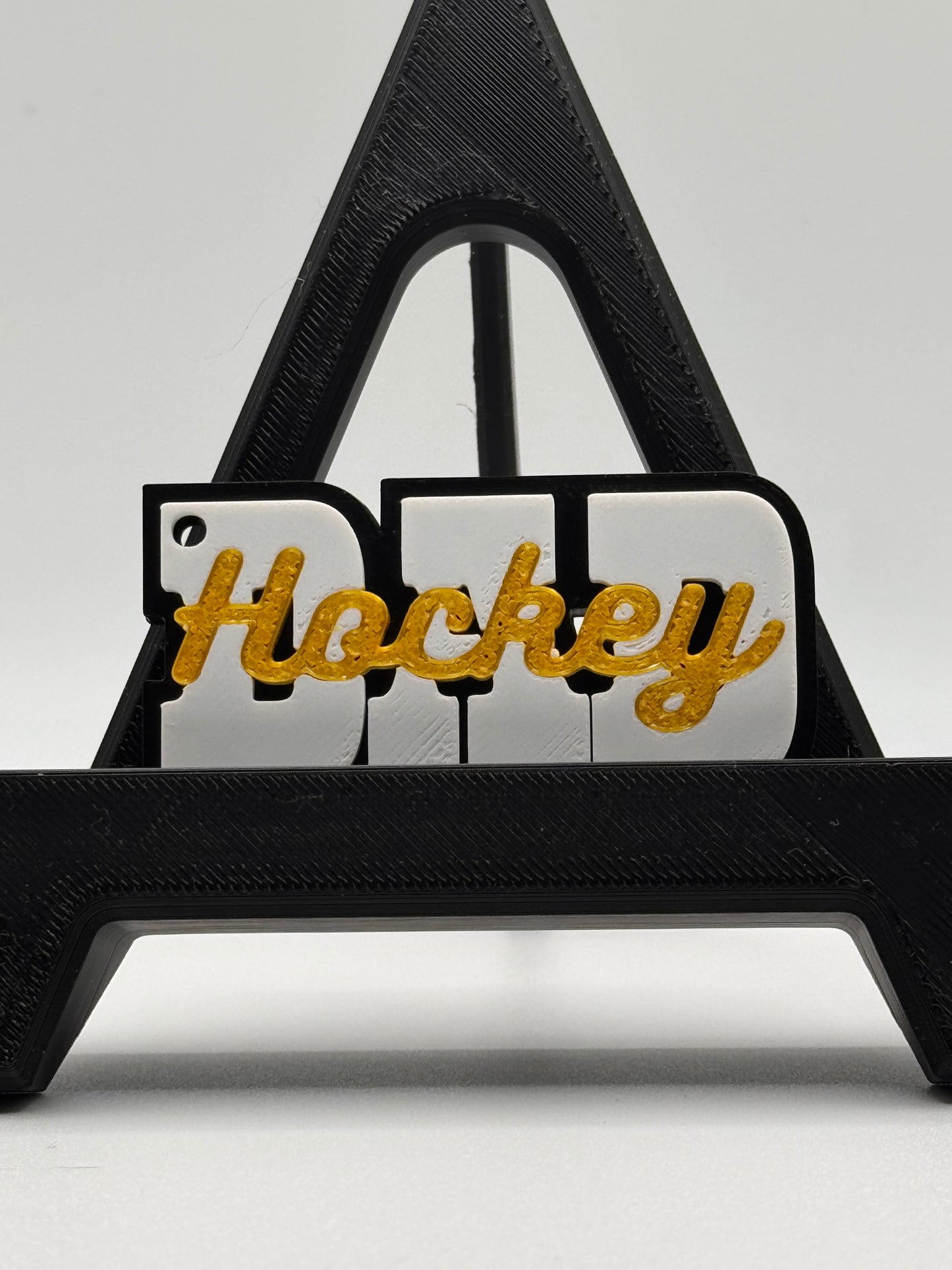 SPORT SUPPORT KEYCHAIN